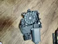Заден , десен мотор , прозорец за Audi A8 S8 D2 4D , 4D0959802H , 119022113, снимка 1