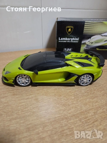 Чисто нова спортна кола(играчка) Lamborghini Aventador SVJ Roadster. Мащаб: 1:24 , снимка 2 - Коли, камиони, мотори, писти - 54544014