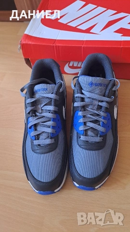 Оригинални мъжки маратонки Nike Air Max 90 Goretex номер 43 , снимка 3 - Маратонки - 54786732