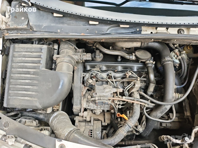 Seat Alhambra 1.9 TDi, снимка 6 - Автомобили и джипове - 54423709