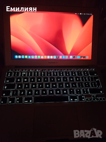 Macbook Air 11 Mac OS Ventura, отлично състояние и батерия  186 cycles, снимка 7 - Лаптопи за дома - 54304996