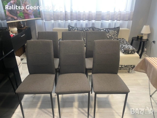 Продавам кухненски разтегаем диван двойка и 6 трапезни стола, снимка 4 - Дивани и мека мебел - 54423803