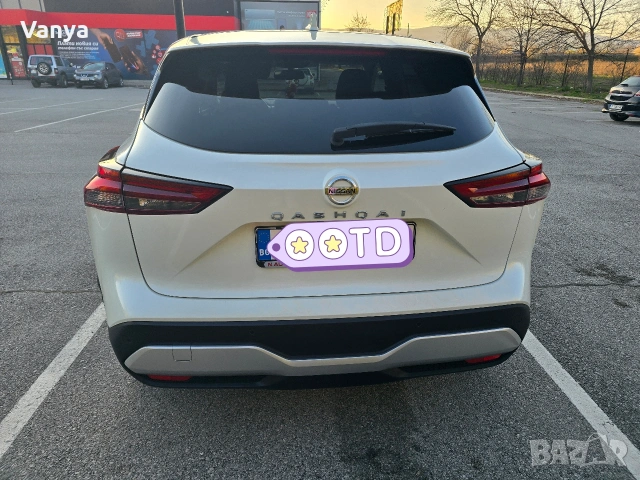 Nissan Qashqai , снимка 5 - Автомобили и джипове - 54031616