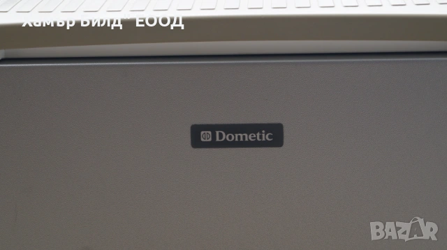 Мобилен къмпинг хладилник на ток и газ DOMETOC RC1200EGP, снимка 4 - Хладилни чанти - 54076102