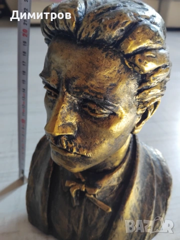 Бюст на Васил Левски, снимка 3 - Антикварни и старинни предмети - 54095603