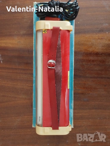 Ретро къмпингова лампа от 80-те години. Работи с кабел на 12v или с батерии., снимка 2 - Антикварни и старинни предмети - 54136133