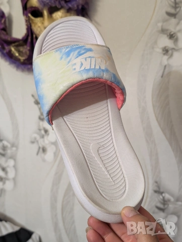 чехли / джапанки Nike W NIKE VICTORI ONE SLIDE PRINT номер 40 ,5, снимка 5 - Чехли - 55016519