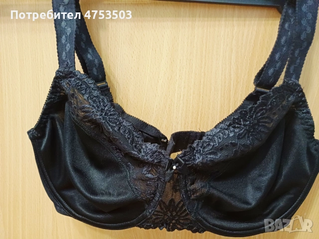 Triumph сутиен 85 Д, снимка 2 - Бельо - 54058804