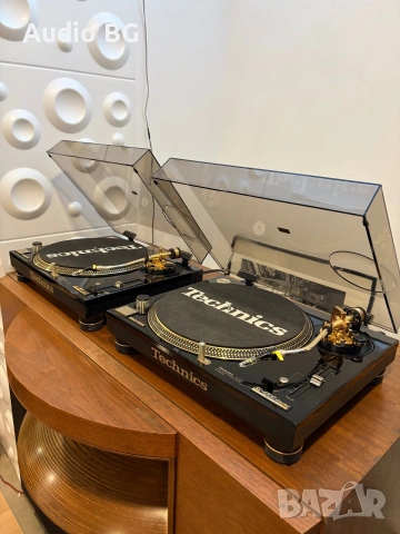 Technics SL-1200 MK2 LTD Gold
