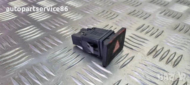 Бутон аварийни светлини за Volkswagen Touareg 2.5 TDI (2005) 7L6953235