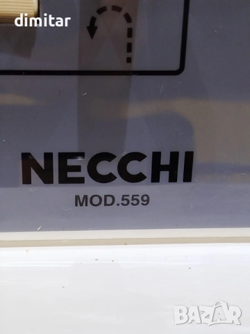 Метална шевна машина NECCHI 559, снимка 3 - Шевни машини - 54262718