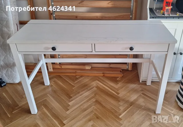 Бюро Hemnes Ikea, снимка 2 - Бюра - 55657391