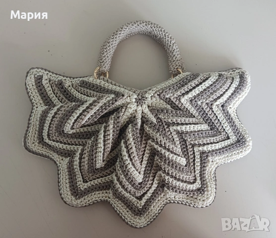 Ръчно плетена дамска чанта 