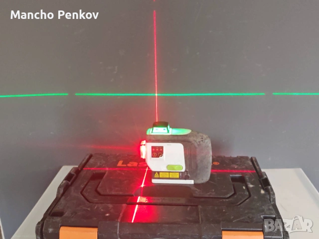 Професионален комбиниран лазерен нивелир Laserliner (зелен и червен лазер) – Пълен комплект в куфар , снимка 4 - Други инструменти - 54923444