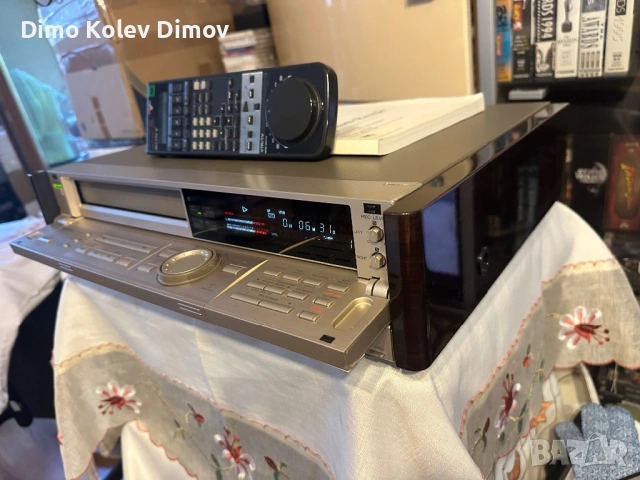 SONY SLV 825 Champagne Ultra Rare!, снимка 2 - Плейъри, домашно кино, прожектори - 54904650