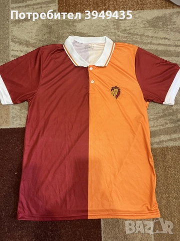 Тениски на Nike и Galatasaray