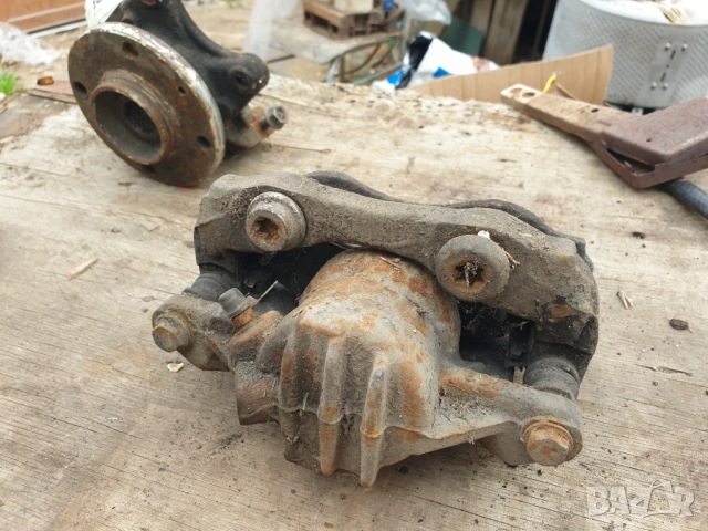 Citroen Peugeot спирачен апарат ляв десен Bosch Y01131 54mm, снимка 7 - Части - 54486435