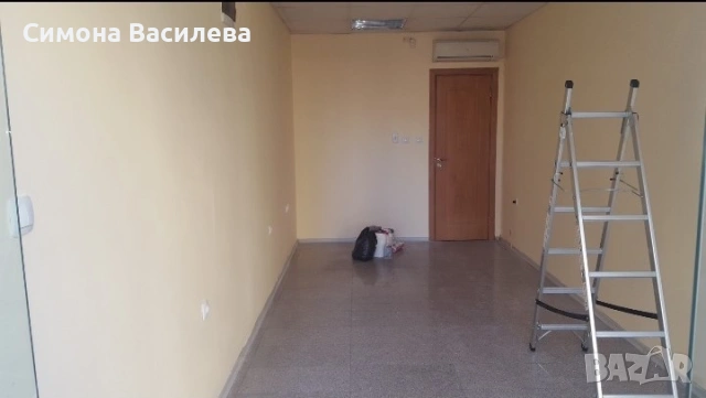 Офис помещение под наем в Центъра, снимка 4 - Офиси - 54079367