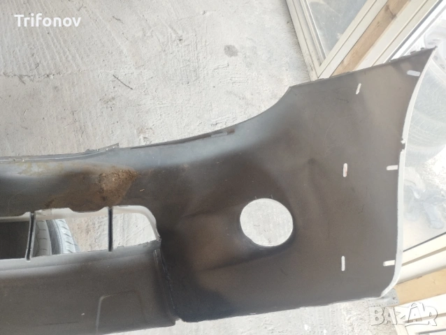 Оригинална предна броня Toyota Hilux 2005-2009, снимка 8 - Части - 54729502
