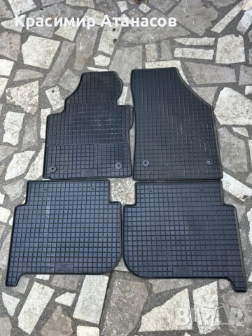 Гумени стелки PETEX за Vw Туран 2010-2015г