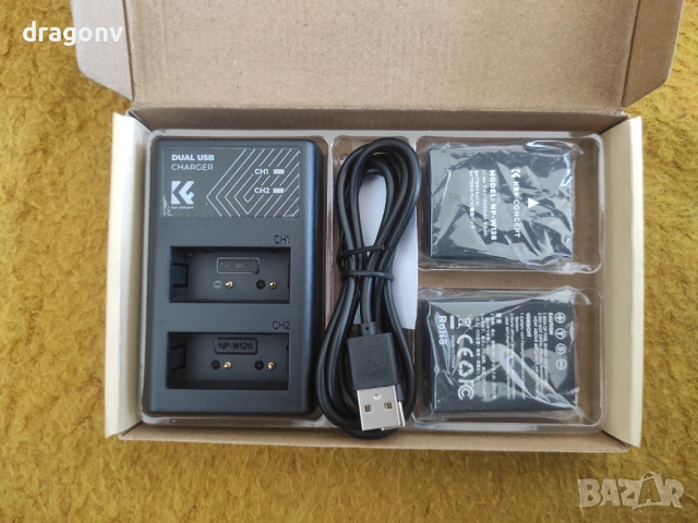 Комплект 2 батерии NP-W126 + зарядно