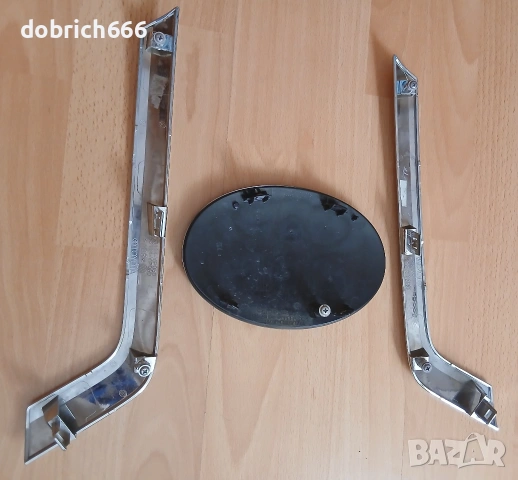 Toyota Hilux 2020-2024 емблема 90975-02159 лайсни Тойота 53124-YP050, снимка 3 - Части - 54936657