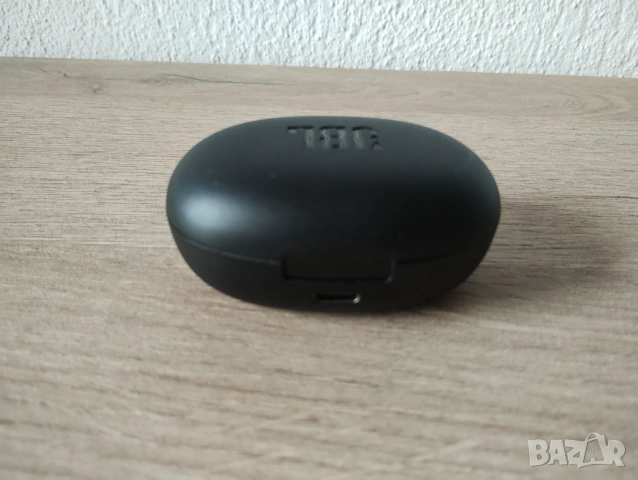 JBL Free 2 зарядна кутия, снимка 3 - Bluetooth слушалки - 54637585