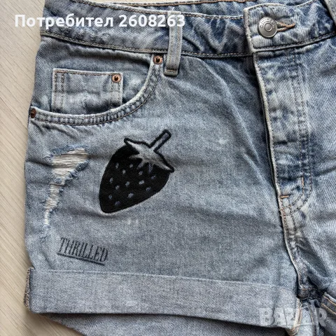 Дънкови къси панталони H&M, снимка 4 - Къси панталони и бермуди - 55435797