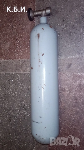 Продавам метални бутилкаи 2 броя - 4L - 200 BAR - АТМОСФЕРИ работно налягане, снимка 5 - Въздушно оръжие - 54480733