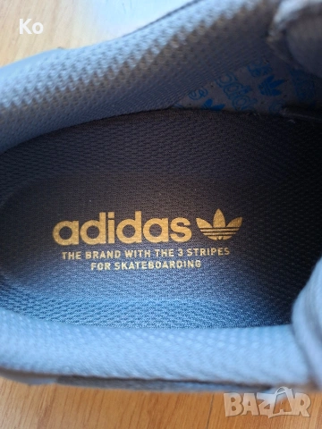 Нови оригинални маратонки Adidas естесвен велур, снимка 7 - Маратонки - 55164001