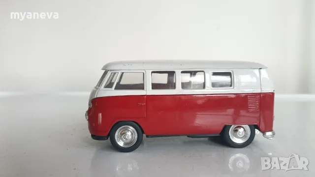 Volkswagen Microbus от 1962 г., метален , произведен от Welly. , снимка 5 - Коли, камиони, мотори, писти - 55409440