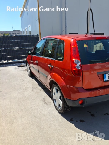 Ford Fiesta 1.4 (Бензин/Газ) 2008 г., снимка 7 - Автомобили и джипове - 54658021