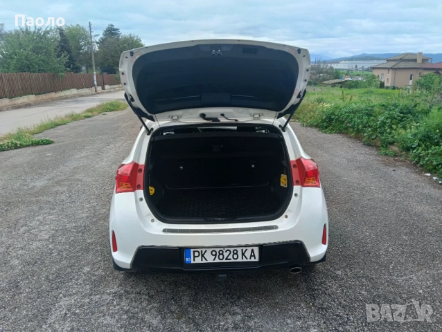Toyota Auris , снимка 7 - Автомобили и джипове - 54580371