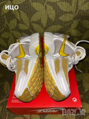 Нови дамски маратонки Nike zoom vomero to 5 w, снимка 7 - Маратонки - 54416992