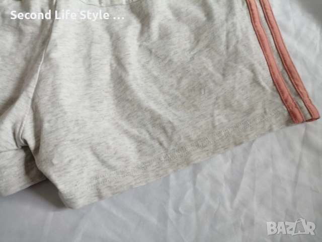 Adidas оригинални дамски спортни къси панталонки - шорти р-р L, снимка 9 - Къси панталони и бермуди - 54019616