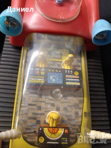 Соц играчка Луноход , снимка 3 - Антикварни и старинни предмети - 54512995