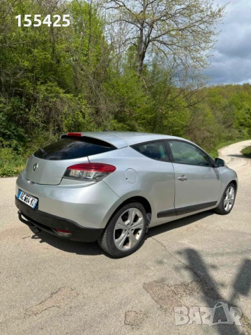 Renault Megane Cope 1.9dci 130к.с., снимка 8 - Автомобили и джипове - 54438152
