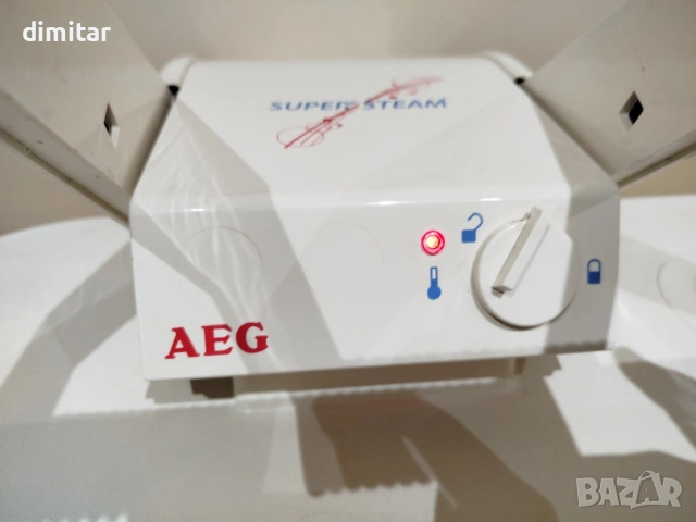 Преса за гладене с пара -  AEG SUPER STEAM - 2200 W, снимка 10 - Шевни машини - 54709598