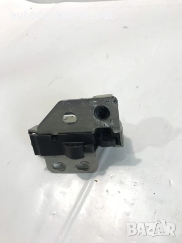 Механизъм за заключване задна дясна врата за Mercedes W906 Sprinter (2006-2011) A9067400035 , снимка 2 - Части - 54156680