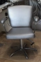 Фризьорски работен стол Maletti с хидравлика, снимка 2