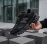 Маратонки New Balance 9060 „Triple Black“ с Кутия Ню Баланс 36-46 Номер , снимка 3