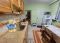 Двуетажна къща с гараж в град Меричлери, снимка 5