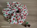 сет брошка и скрънчи с череши, снимка 3