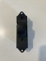 Превключвател за стъклоповдигач за Citroen C-Crosser 2.2 Hdi (2009) 8608A061, снимка 1