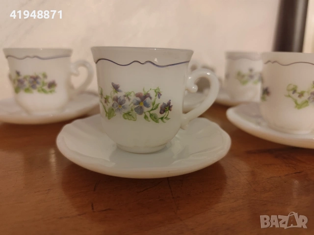 Сервиз за кафе френски аркопал "Виолетки", снимка 7 - Чаши - 55269036