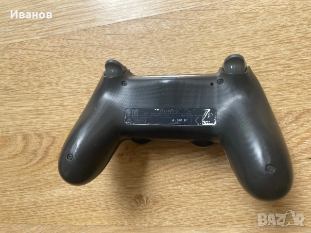 Оригинален джойстик DualShok 4 V2 за PS4/PlayStation 4, снимка 3 - Аксесоари - 54491689