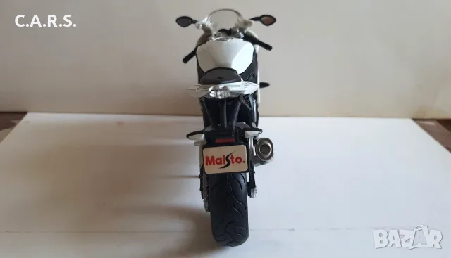 BMW S 1000RR Sports Bike Maisto - Мащаб 1:12, снимка 4 - Колекции - 55404328