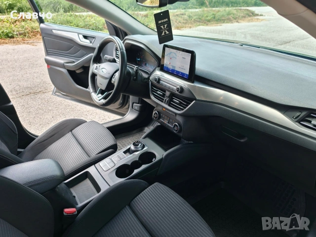 Ford Focus 1.5 tdci 120 hp 2019г., снимка 11 - Автомобили и джипове - 54916990