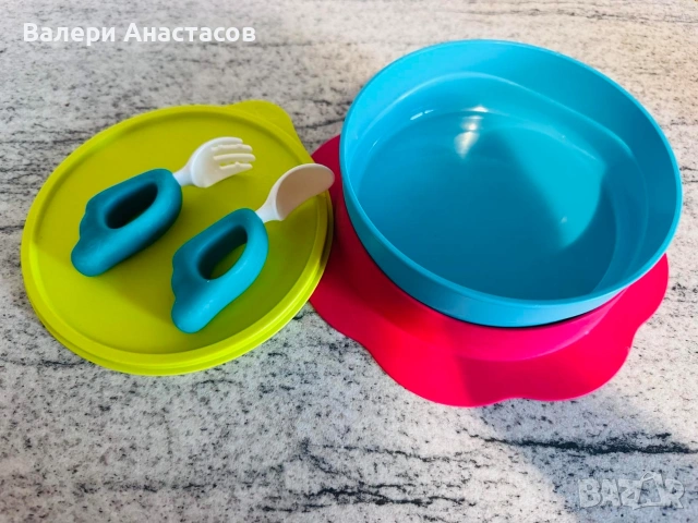 Tupperware кутия за храна с вакуум за маса и капак + детски прибори подарък