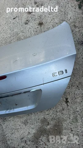 Заден капак багажник Мерцедес Е класа W211 E270 седан Mercedes W211 , снимка 3 - Части - 55587438